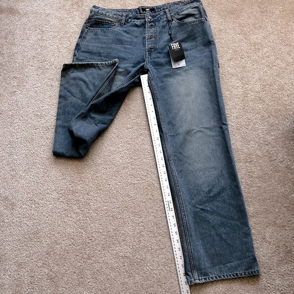 Frye The Stevie Straight Low Rise Jeans - Picture 9 of 13